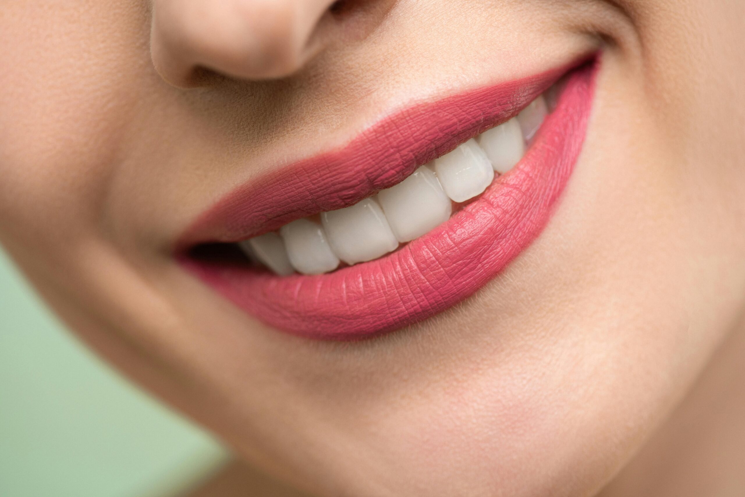 Dental implant lifespan and healthy smile after implant treatment